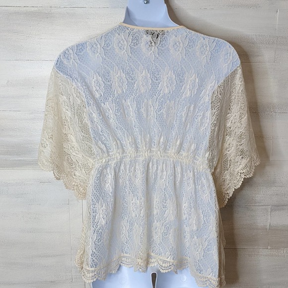 Lola B. Cream Natural Lace Blouse Overlay Size XL - Picture 2 of 2